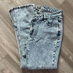 Stylish Light Wash Denim Jeans